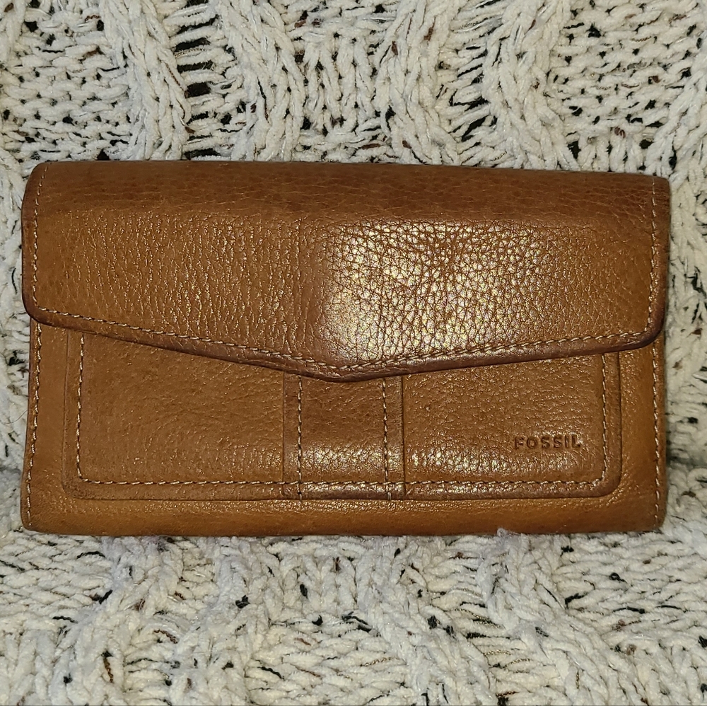 Fossil wallet